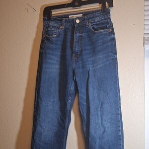 Zara Women's Straight Leg Blue Jeans 260757